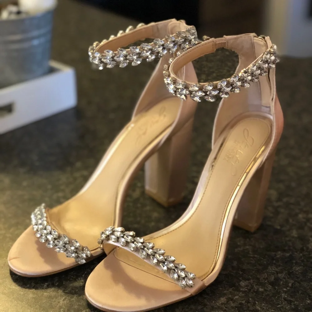Jewel Badgley Mischka Heels - Picture 2 of 5